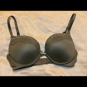 Body by Victoria Push-up